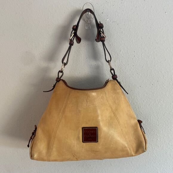 Dooney & Bourke Handbags - Dooney & Bourke Shoulder Bag